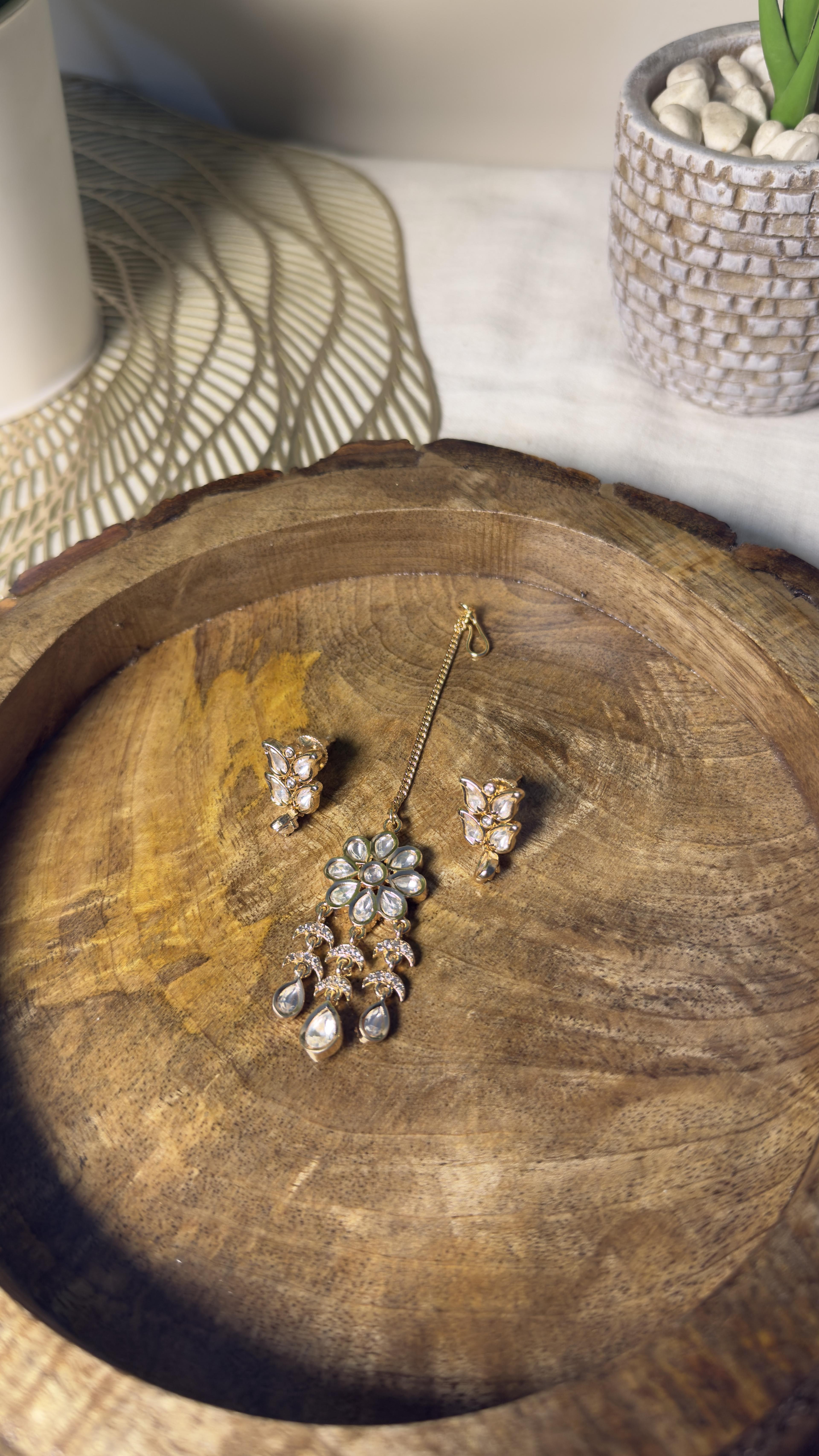 Samridhi Teardrop Blossom matching maang tikka and studs